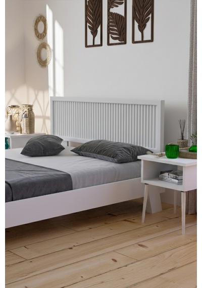 Ebruli Dikey Başlıklı Masif Ahşap Karyola Beyaz 100x200