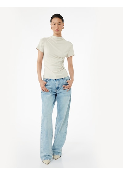 Koton Slim Fit Büzgülü Kısa Kollu Dik Yaka Bluz Ekru 6wak70002ek Ekru
