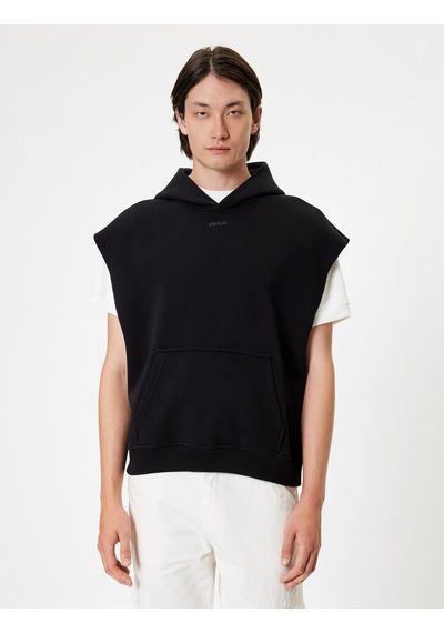 Koton Oversize Kolsuz Sweatshirt Kapşonlu Kanguru Cepli Baskılı Pamuklu Şardonlu Siyah 5wam30001mk