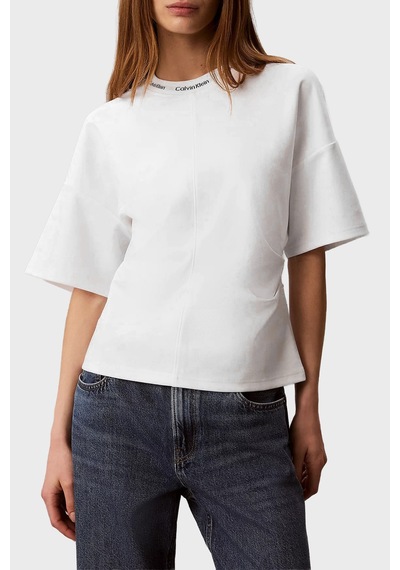 Calvin Klein Logolu Oversize Yuvarlak Yaka T Shirt Lv047g235gyaf Kadın T Shirt Lv047g235g Yaf Beyaz Calvin Klein Logolu Oversize Yuvarlak Yaka T Shirt Lv047g235gyaf Kadın T Shirt Lv047g235g Yaf Beyaz