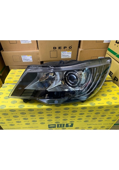 Skoda Superb 2013-2015 Arası Hella Sağ Ve Sol Far Takım Ledli D3s Xenon 3t1941017h / 3t1941018h