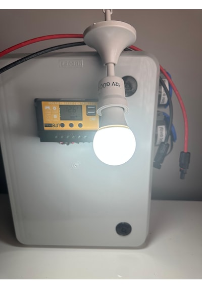 Güneş Enerji Paketi Mini Buzdolabı Laptop Telefon Şarj Aydınlatma
