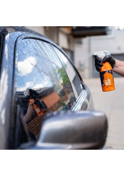 Gyeon Q²m Wetcoat Nano Boya Koruma Ve Seramik Sprey Hızlı Cila - 4000 Ml -su İtici Parlak Islak Cila A