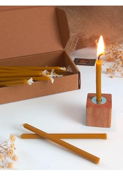 Petekoğlu Balmumu Mum 12 Adet Meditasyon Yoga Mumu Mumluk İle Birlikte 25 Dakika Yanma Süresi Enerji Sınıfı A+++ 000 Açık Krem