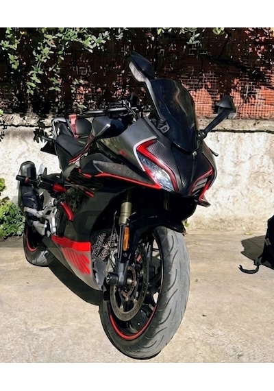 450 Sr Ön Kafa Karbon Kaplama Sticker Folyo