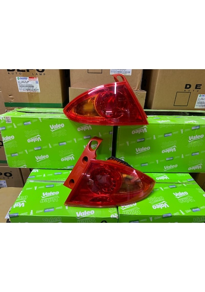 Seat Leon 2006-2013 Arası Valeo Sağ Ve Sol Dış Stop Lambası 1p0945111d / 1p0945112d