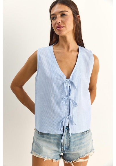 Shade Kadın %100 Pamuk Kalın Askılı Önden Bağlama Detaylı Çizgili Peplum Bluz 60282045 - Beyaz-mavi Çok Renkli