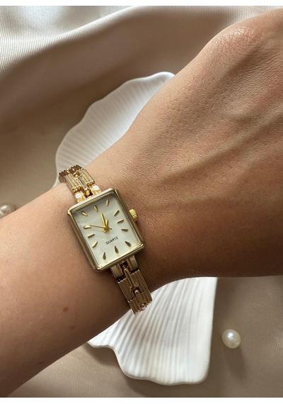 Retro Minimal Boncuk Kordon Vintage Kadın Kol Saati Altın Altın
