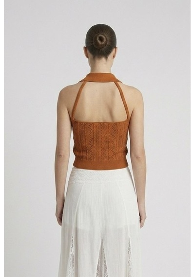 Neden Tekstil Kadın Polo Yaka Sırt Dekolteli Crop Bluz - Camel