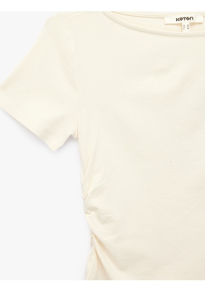 Koton Viskon Slim Fit Büzgülü Bisiklet Yaka Kısa Kollu Tişört Ekru 7wak50052ek