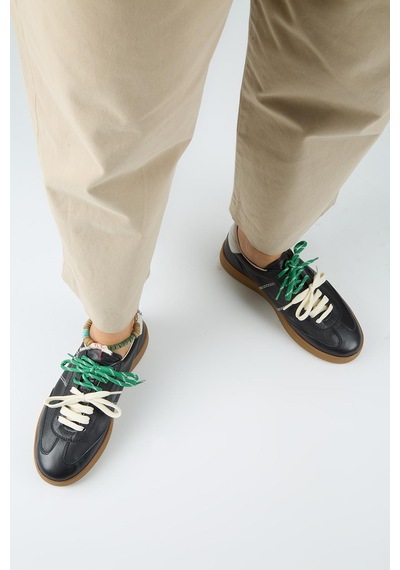 Manijero Krahe Pesci Kadın Hakiki Deri Üç Ayrı Alternatif Bağcıklı Siyah Sneakers