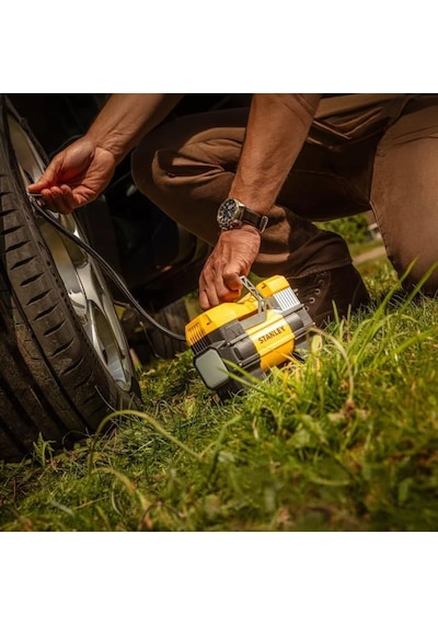 Stanley Sxıf0001 12volt 150 Psı Dijital Basınç Göstergeli Lastik Şişirme Pompası + Led Lamba