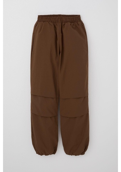 Breeze Kız Çocuk Paraşüt Jogger Paça Pantolon 6-12 Yaş, Koyu Kahve Koyu Kahverengi Breeze Kız Çocuk Paraşüt Jogger Paça Pantolon 6-12 Yaş, Koyu Kahve Koyu Kahverengi