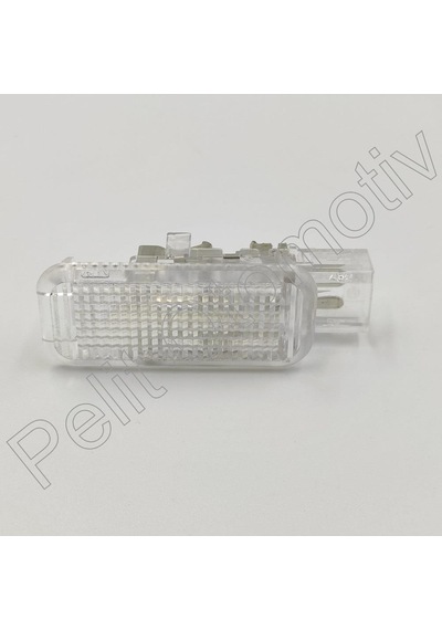 Audi A4 2001 - 2005 Bagaj Aydınlatma Lambası 8d0947415