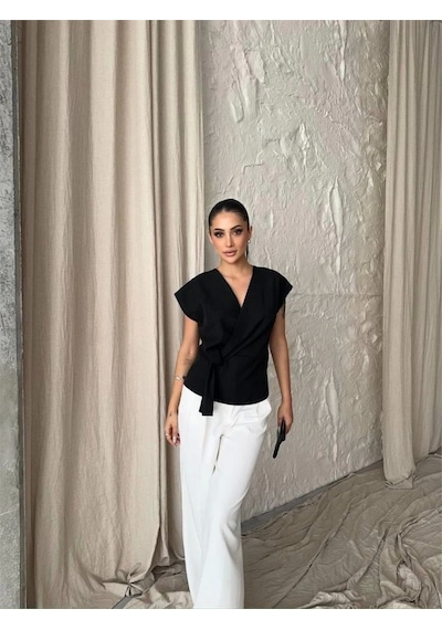 Defymoda Yandan Bağlama Detaylı Kolsuz Bluz - Siyah Siyah