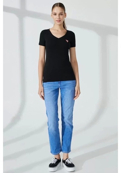 Guess Kadın Üçgen Logolu Siyah T-shirt Siyah