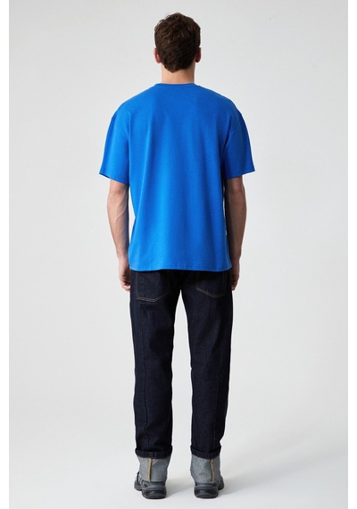 Grımelange Khary Erkek Nakış Detaylı %100 Organik Pamuk Oversize Bisiklet Yaka Saks Mavi T-shirt Saks Mavi Grımelange Khary Erkek Nakış Detaylı %100 Organik Pamuk Oversize Bisiklet Yaka Saks Mavi T-shirt Saks Mavi