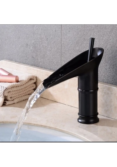 İsaoğlu Yapı Siyah Lavabo Bataryası Şelale Akışlı Musluk Banyo Bataryası Siyah