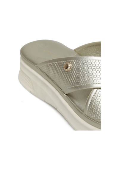 Nine West Neymas 3fx Altın Kadın Dolgu Topuk Terlik 000000000101356263 Altın