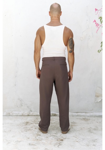 Mai Studios Co. Mai Collection Ayyubay Kahve Pileli Erkek Pantolon Kahverengi Mai Studios Co. Mai Collection Ayyubay Kahve Pileli Erkek Pantolon Kahverengi