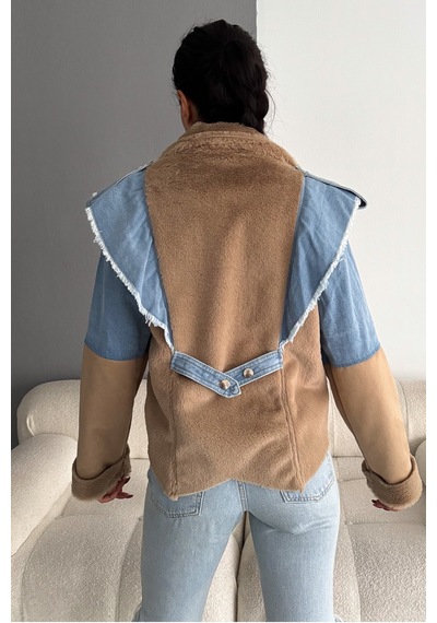 Femelle Kadın Bej İçi Süet Denim Kot Detaylı Çıtçıt Düğmeli Mont