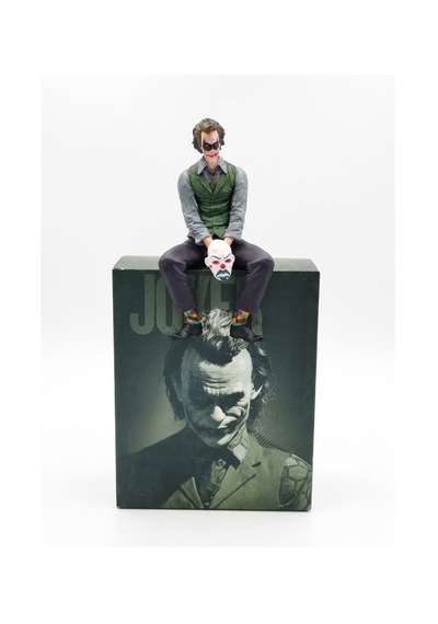Süs Maskot Figür Joker Oturan Adam Küçük 1