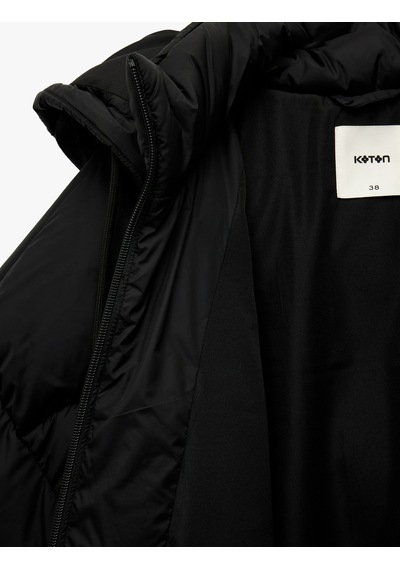 Koton Uzun Kollu Fermuarlı Kapüşonlu Anorak Oversize Şişme Mont Siyah 6wak00157ew Siyah