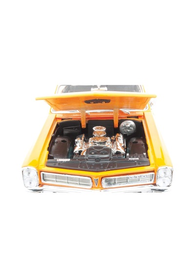 1/18 1965 Pontiac Gto