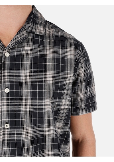 Colin's Colins Normal Kesim Shirt Yaka Siyah Erkek Kısa Kol Gömlek Cl1067592 Q1.v1 Blk Siyah