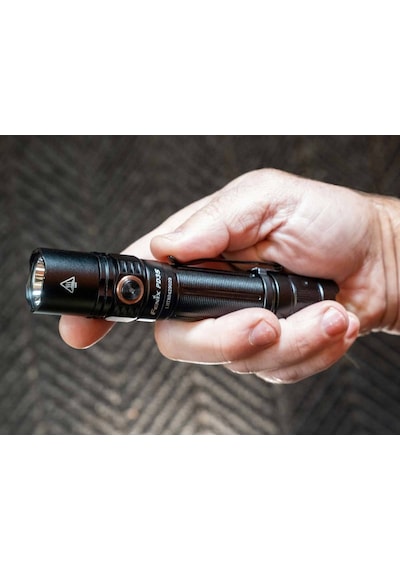 Fenix Pd35 V3.0 El Feneri 1700  Lümen Siyah