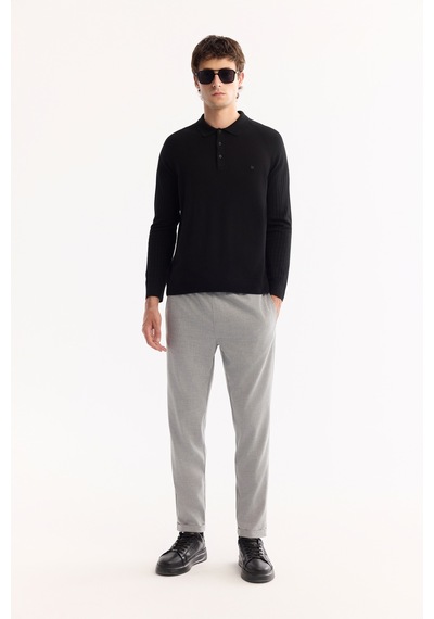 Avva Erkek Siyah Polo Yaka Düğmeli Soft Touch Dokulu Triko Regular Fit Kazak A52y5030 Avva Erkek Siyah Polo Yaka Düğmeli Soft Touch Dokulu Triko Regular Fit Kazak A52y5030