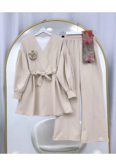 Lovie Moda Gül Detaylı Pantolonlu İkili Takım Bej