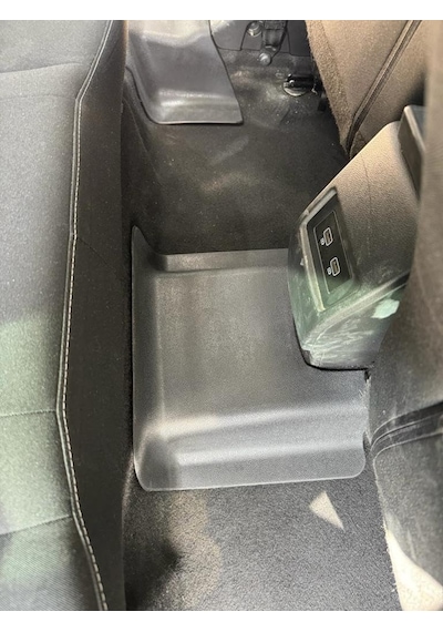 Ferrous Autoaccessories Dacia Duster İle Uyumlu Oem Halı Koruma Kapağı Kapı Eşiği Plastiği 2018 Ve Üstü
