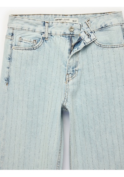 Koton Normal Bel Düz Paça Düğmeli Cepli Taşlı Denim Pantolon - Straight Jeans Açık İndigo 6sal40024md Açık İndigo Koton Normal Bel Düz Paça Düğmeli Cepli Taşlı Denim Pantolon - Straight Jeans Açık İndigo 6sal40024md Açık İndigo