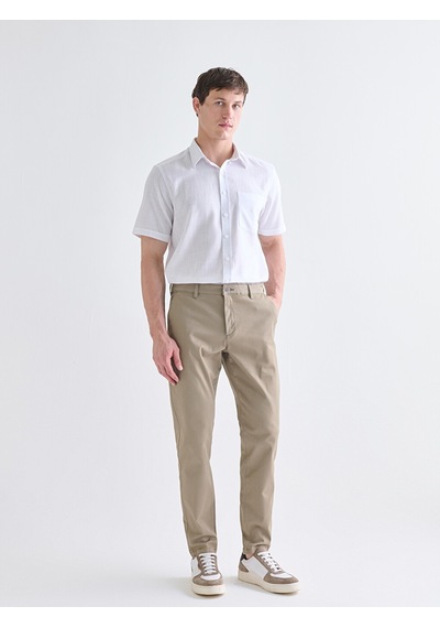 Lcwaıkıkı Classic Beyaz Regular Fit Kısa Kollu Armürlü Erkek Gömlek