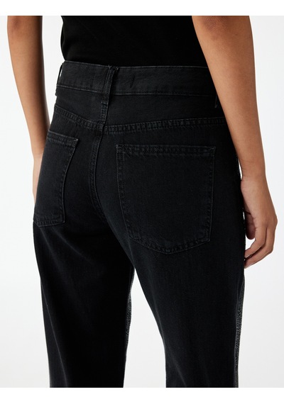 Koton Yüksek Bel Taş Detaylı Düz Paça Jean Pantolon - Straight Fit Jean Siyah 6wal40020md Siyah Koton Yüksek Bel Taş Detaylı Düz Paça Jean Pantolon - Straight Fit Jean Siyah 6wal40020md Siyah