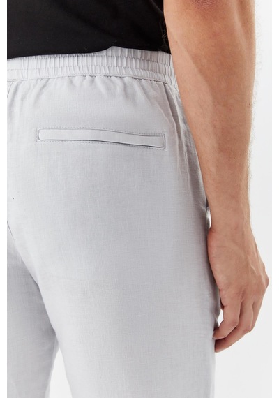 Sabri Özel Erkek Açık Gri Normal Kesim Regular Fit %100 Keten Lastikli Bel Bermuda Şort Sabri Özel Erkek Açık Gri Normal Kesim Regular Fit %100 Keten Lastikli Bel Bermuda Şort
