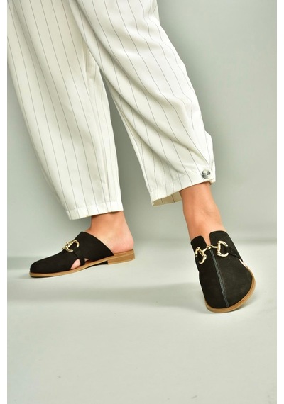Fox Shoes U944150403 Siyah Hakiki Deri Önü Kapalı Kadın Terlik Siyah-hakiki Deri