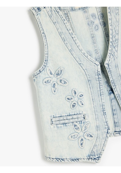 Koton Çiçek Desenli Cepli Pamuklu V Yaka Denim Yelek Lıght Indıgo 5skg20014ad Açık Mavi Koton Çiçek Desenli Cepli Pamuklu V Yaka Denim Yelek Lıght Indıgo 5skg20014ad Açık Mavi