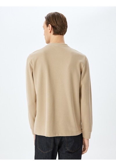 Koton Pamuk Karışımlı Dokulu Basic Bisiklet Yaka Sweatshirt Bej 5wam70247mk Ekru