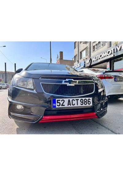 Chevrolet Cruze Uyumlu Ön Ek Karlık Mat Siyah Plastik 2009-2013 Makyajsız Kasa