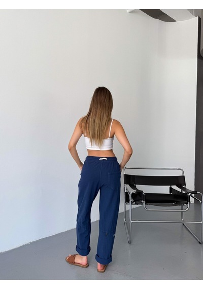 Dechers Kadın Keten Pantolon Dikiş & Nakış Detaylı Rahat Kalıp Pantolon W215-4 Lacivert Dechers Kadın Keten Pantolon Dikiş & Nakış Detaylı Rahat Kalıp Pantolon W215-4 Lacivert