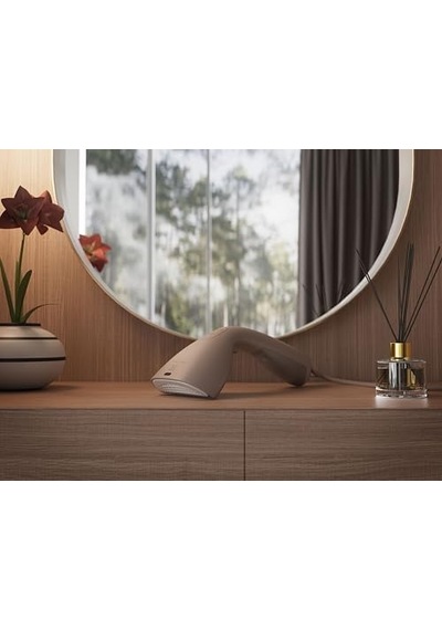 E7hs2-8wb Refine 700 Buharlı Kırışık Giderici 1600w 28 G/dk Buhar 45 Sn Isınma Dikey Buhar 3 M 360 Kablo Damlatma Emniyeti El Tipi Dikey Ütü