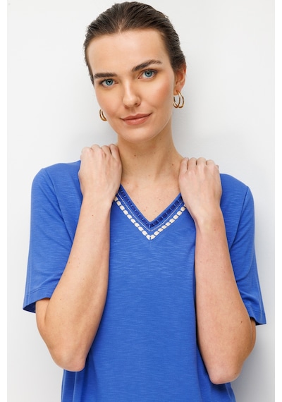 Kadın V Yaka Yakası İki Renkli İşlemeli Taşlı Penye T-shirt Saks Saks