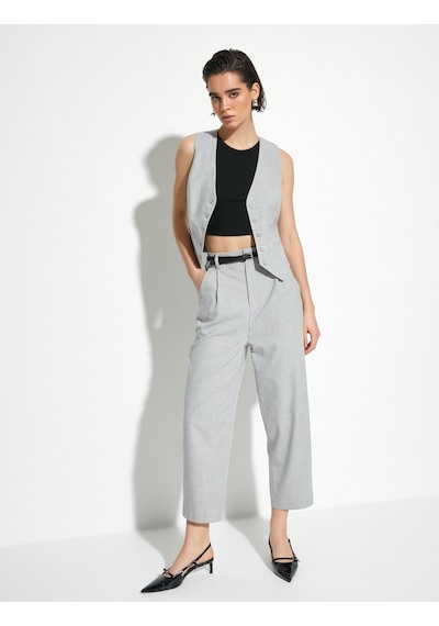 Koton Culotte Pantolon Kemerli Yüksek Bel Cep Detaylı Viskon Karışımlı Gri 4sak40179pw 4SAK40179PW023 Gri Koton Culotte Pantolon Kemerli Yüksek Bel Cep Detaylı Viskon Karışımlı Gri 4sak40179pw 4SAK40179PW023 Gri
