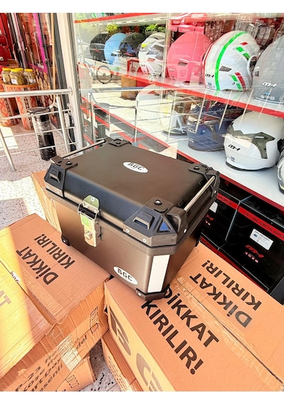 Motosiklet Arka Çanta Kare Full Siyah 42 Litre İç Hacim Çelik Kilit-