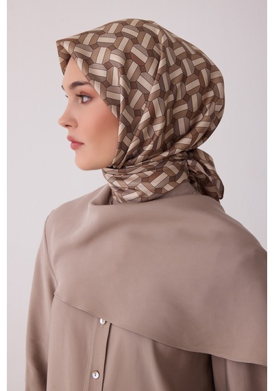 Belli Geometrik Desen %100 Twill İpek Eşarp Be07 Bej