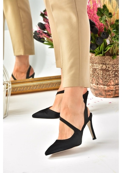 Fox Shoes Siyah Saten Kumaş Sivri Burun Kadın Topuklu Ayakkabı K4