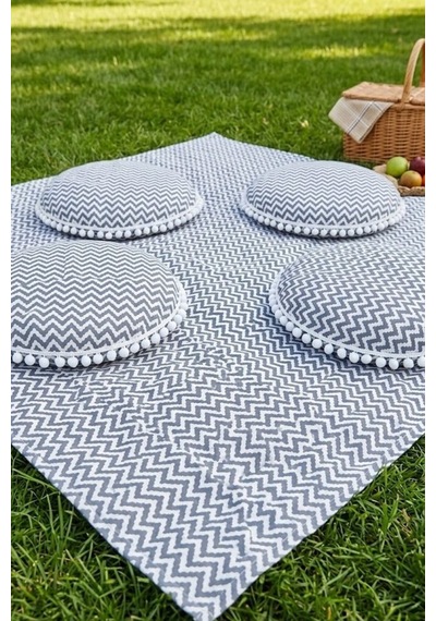 "piknik Örtüsü Seti Su Geçirmez 170x170 Cm 4 Minderli Ponponlu Gri Leke Tutmaz Kamp Örtüsü" Çok Renkli "piknik Örtüsü Seti Su Geçirmez 170x170 Cm 4 Minderli Ponponlu Gri Leke Tutmaz Kamp Örtüsü" Çok Renkli