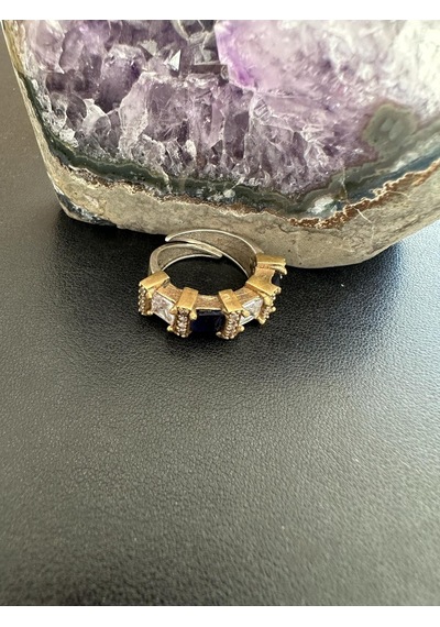 Aysesa Doğal Safir Ve Zirkon Taşlı Kadın Gümüş Yüzük 925 Ayar 7.24 Gram Aysesa Doğal Safir Ve Zirkon Taşlı Kadın Gümüş Yüzük 925 Ayar 7.24 Gram